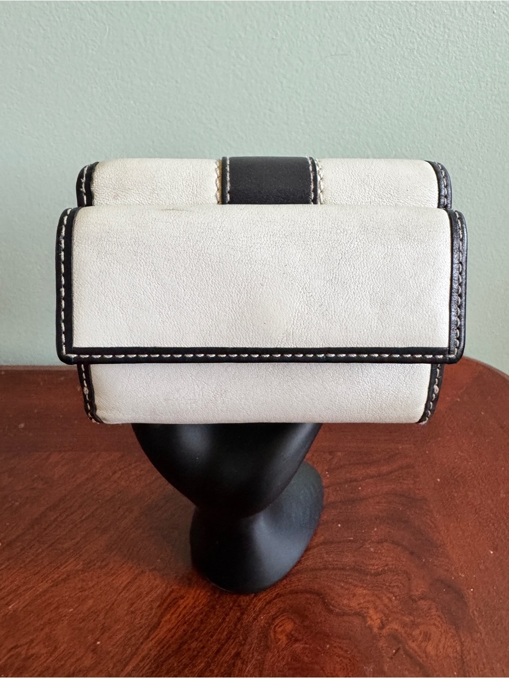 Coach Trifold Wallet , vintage - Picture 2 of 9